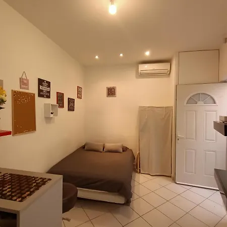 Cosy + Patio Prive Nizza